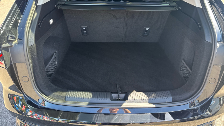 MG HS 1.5 T-GDI Trophy 5dr Petrol Hatchback